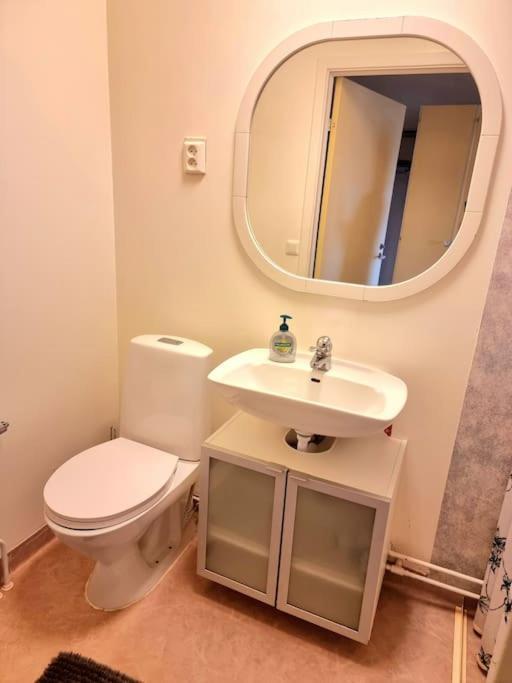 Ekhult Apartments - Ground Floor - Garden And Lake View Ulricehamn Zewnętrze zdjęcie