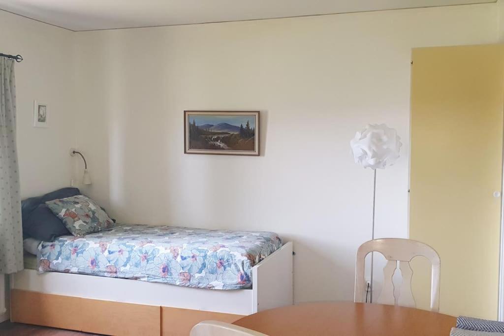 Ekhult Apartments - Ground Floor - Garden And Lake View Ulricehamn Zewnętrze zdjęcie